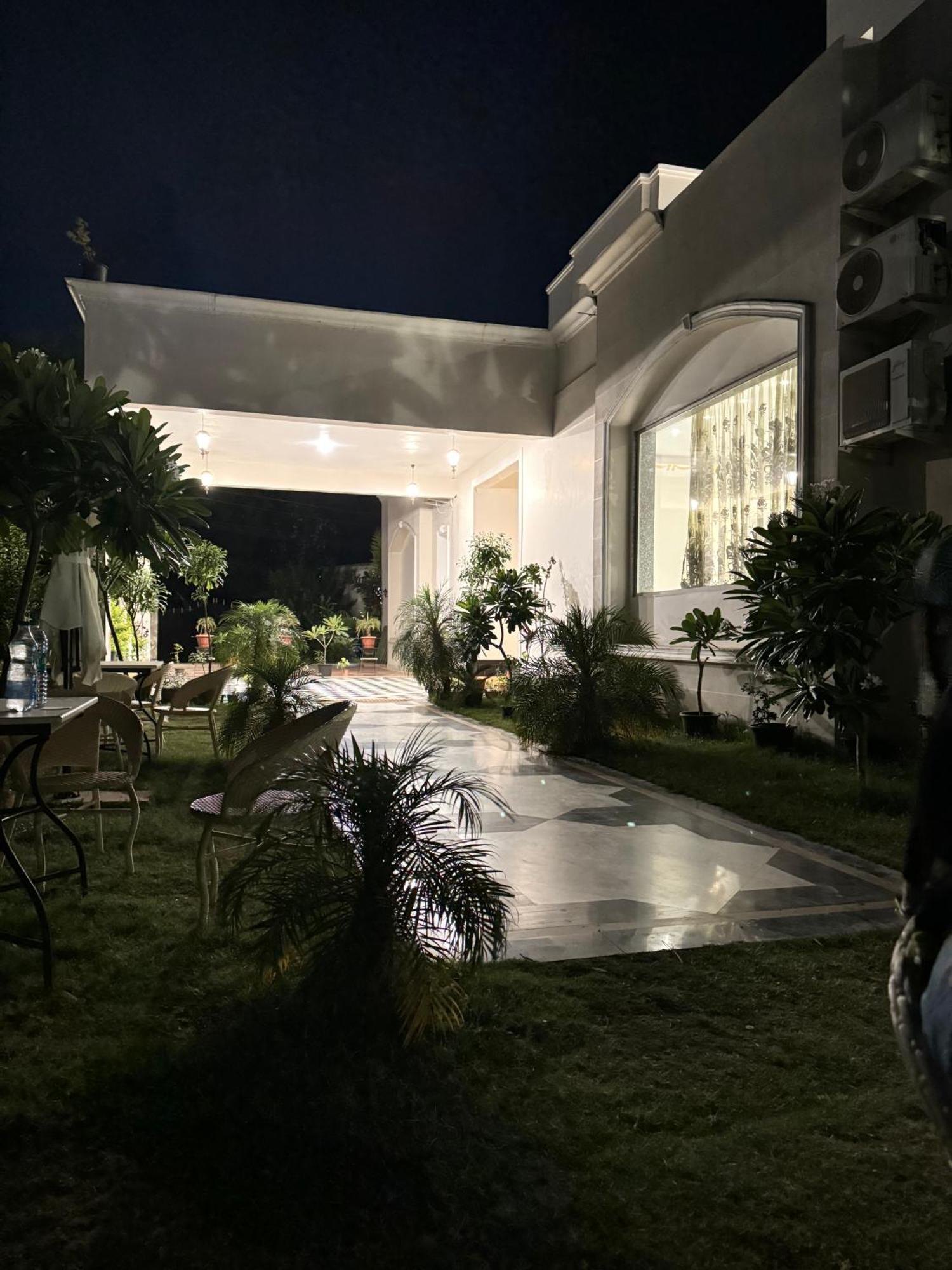 Surya Uday Villa Udaipur Extérieur photo
