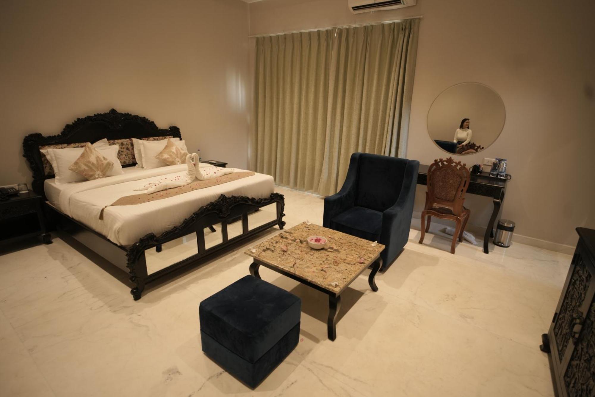 Surya Uday Villa Udaipur Extérieur photo
