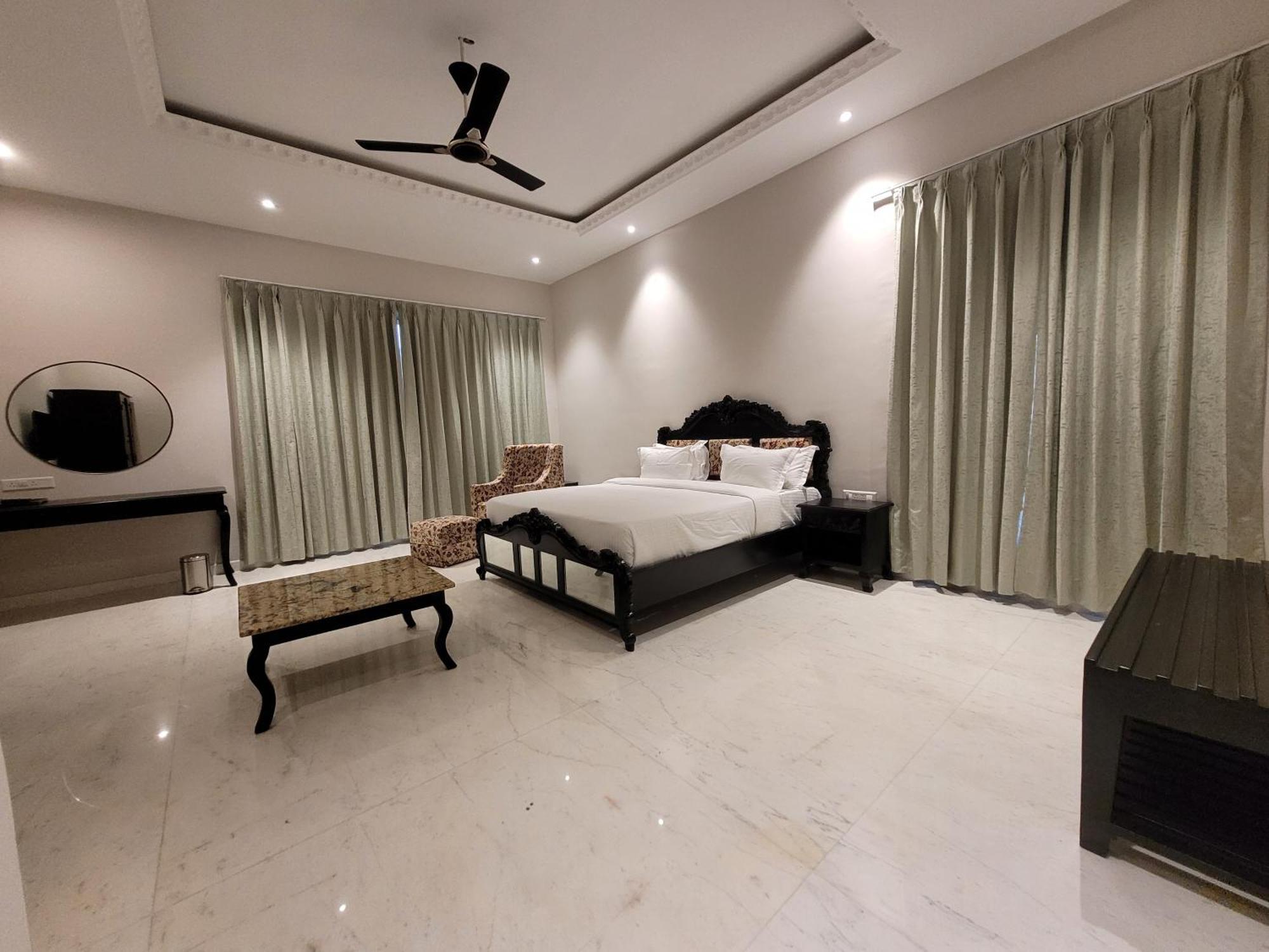 Surya Uday Villa Udaipur Extérieur photo